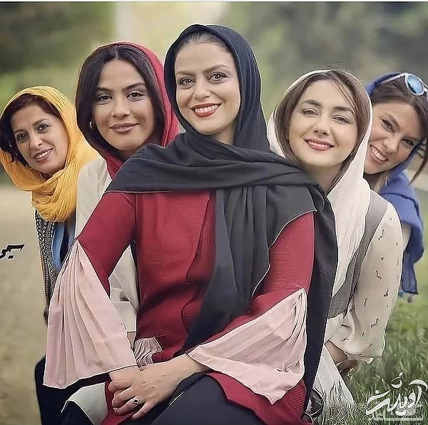 شبنم فرشادجو و دوستان بازیگرش